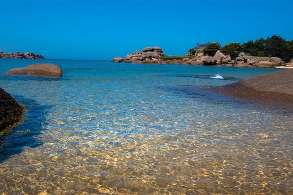 بيرو جْييريك Maison - Villa Bord De Mer, Cote De Granit Rose المظهر الخارجي الصورة